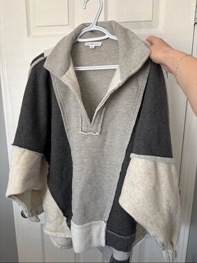 Aemi + Co Oversized Colourblock Pullover Sweater in Gray